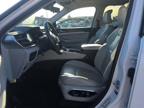 Used 2022 Jeep Grand Cherokee Summit w/ Adv Protech Group IV image 2