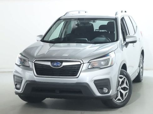 Certified 2021 Subaru Forester Premium AWD/4WD image 3