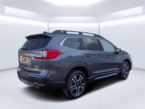 New 2026 Subaru Ascent Limited image 3