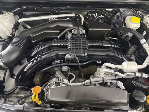 Used 2024 Subaru Crosstrek 2.0i Premium image 30