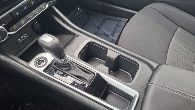 Certified 2023 Nissan Sentra SV FWD image 16