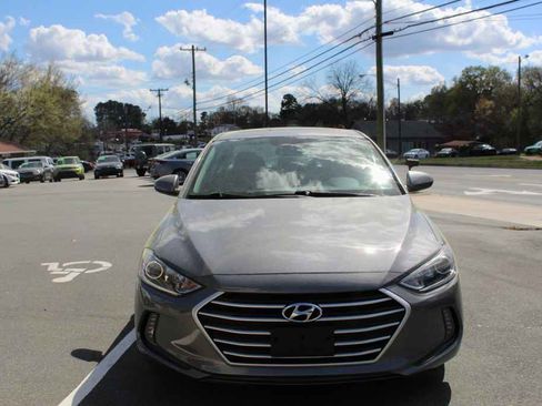 Used 2018 Hyundai Elantra Value Edition image 2