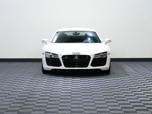 Used 2014 Audi R8 V8 image 4