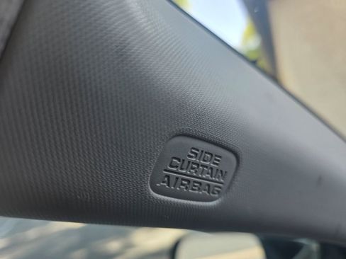 Used 2016 Honda HR-V LX image 17