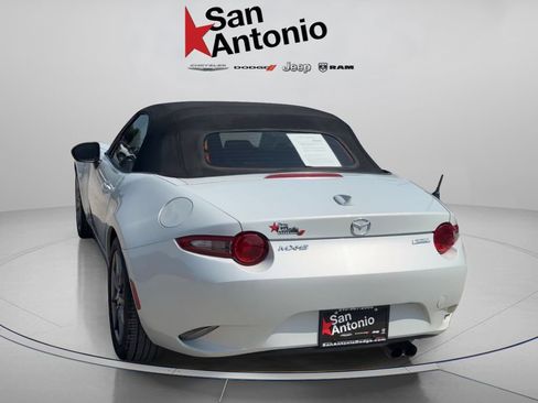 Used 2016 MAZDA MX-5 Miata Grand Touring RWD image 12