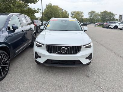 Used 2025 Volvo XC40 B5 Ultra w/ Protection Package