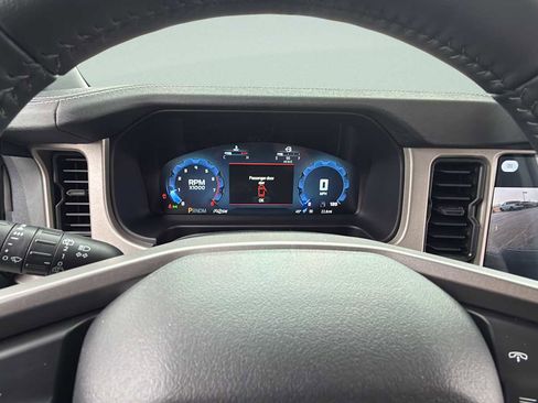 New 2026 Ford Bronco Outer Banks w/ Sasquatch Package image 36