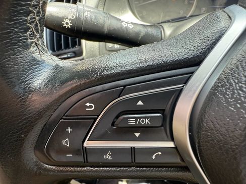 Used 2019 INFINITI Q50 Luxe AWD/4WD image 23