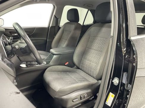 Used 2022 Chevrolet Equinox LT image 11