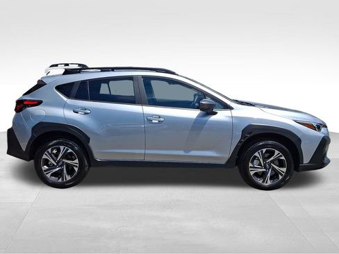 Used 2026 Subaru Crosstrek 2.0i Premium AWD/4WD image 7