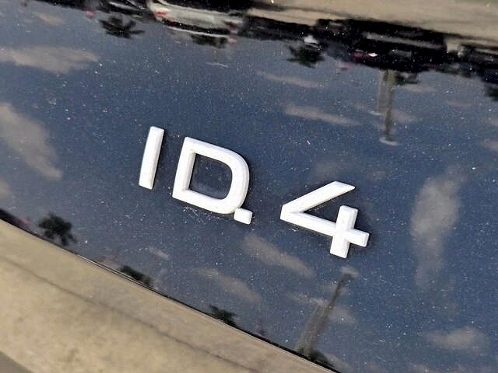 Used 2023 Volkswagen ID.4 S RWD image 8