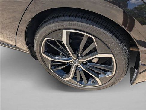 Used 2024 Nissan Altima 2.5 SR w/ SR Premium Package FWD image 20