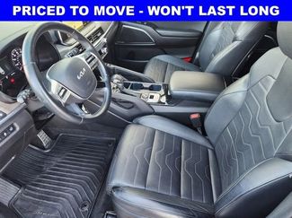 Used 2022 Kia Telluride SX w/ SX Prestige Package AWD/4WD video 4