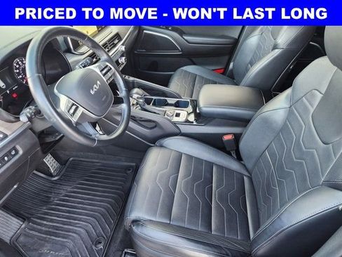 Used 2022 Kia Telluride SX w/ SX Prestige Package AWD/4WD image 4