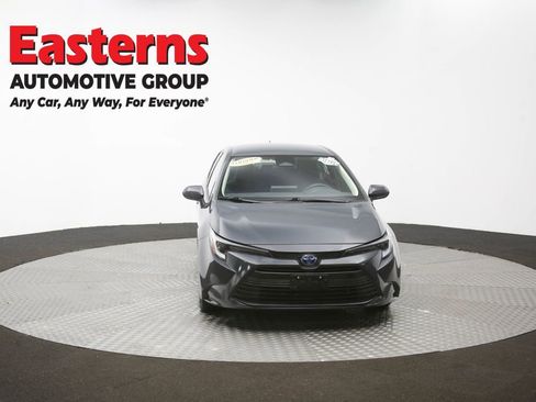 Used 2023 Toyota Corolla LE FWD image 51