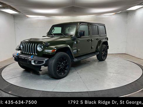Used 2022 Jeep Wrangler Unlimited Sahara w/ Cold Weather Group image 1