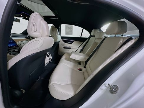 Used 2024 Mercedes-Benz C 300 4MATIC Sedan image 27