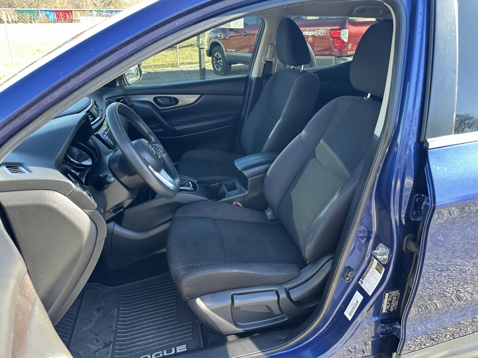 Used 2019 Nissan Rogue Sport S w/ Appearance Package FWD image 14