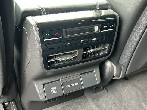 Used 2026 Acura MDX FWD w/ Technology Package image 17