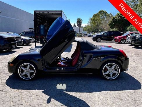 Used 2002 Toyota MR2 image 6