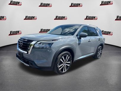 Used 2023 Nissan Pathfinder Platinum