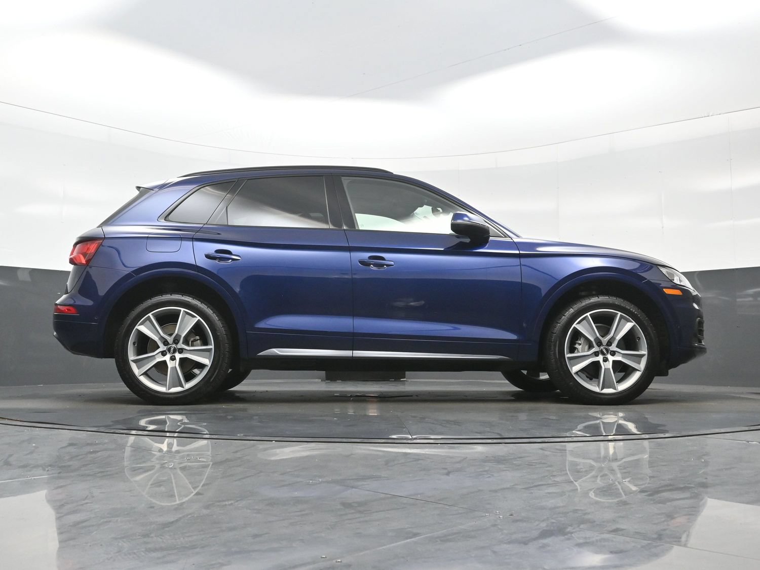 Used 2020 Audi Q5 Prestige w/ Prestige Package AWD/4WD image 34