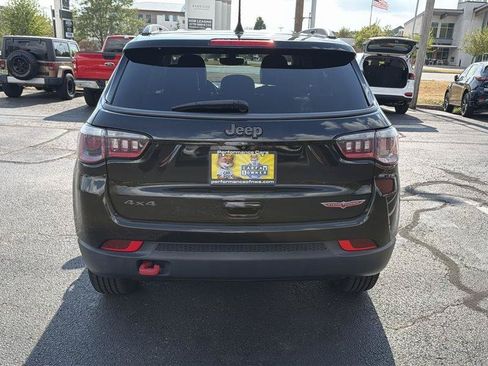 Used 2019 Jeep Compass Trailhawk AWD/4WD image 9