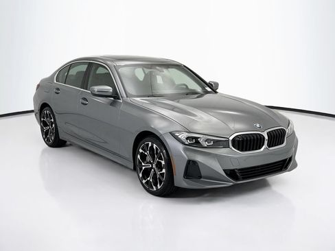 Used 2026 BMW 330i xDrive Sedan w/ Premium Package AWD/4WD image 3