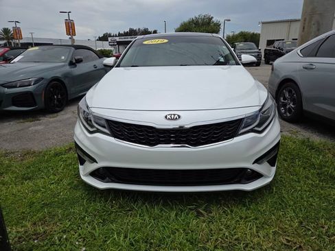 Used 2019 Kia Optima S w/ S Panoramic Sunroof Package FWD image 2