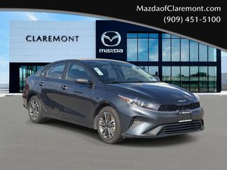 Used 2023 Kia Forte LXS video 1