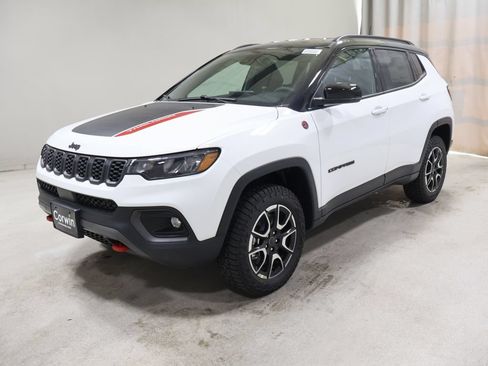New 2026 Jeep Compass Trailhawk AWD/4WD image 3