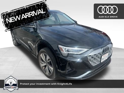 Used 2024 Audi Q8 e-tron Premium Plus w/ Premium Plus Package image 1