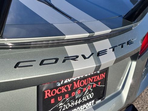 Used 2023 Chevrolet Corvette Stingray Premium Cpe w/ Z51 Performance Package image 16