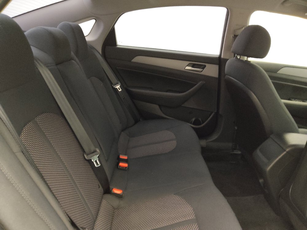 Used 2018 Hyundai Sonata SEL w/ Tech Package 02 FWD image 19