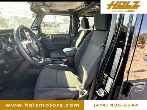 Used 2022 Jeep Wrangler Unlimited Sport image 20