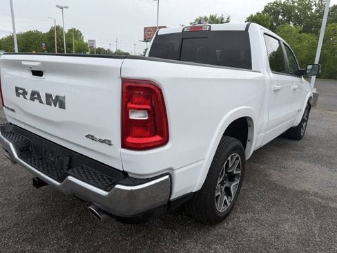 Used 2025 RAM 1500 Laramie AWD/4WD image 10