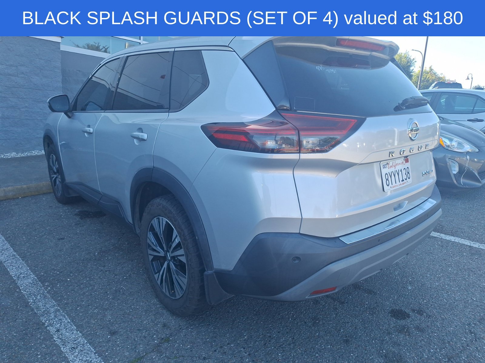 Used 2021 Nissan Rogue SV AWD/4WD image 5