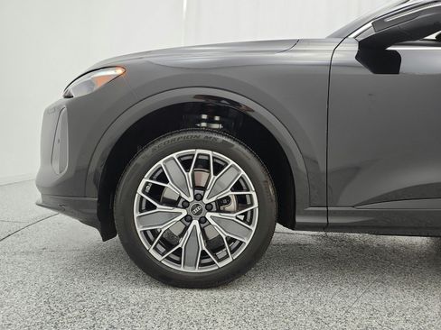 Used 2025 Audi Q5 Premium Plus w/ Premium Plus AWD/4WD image 18