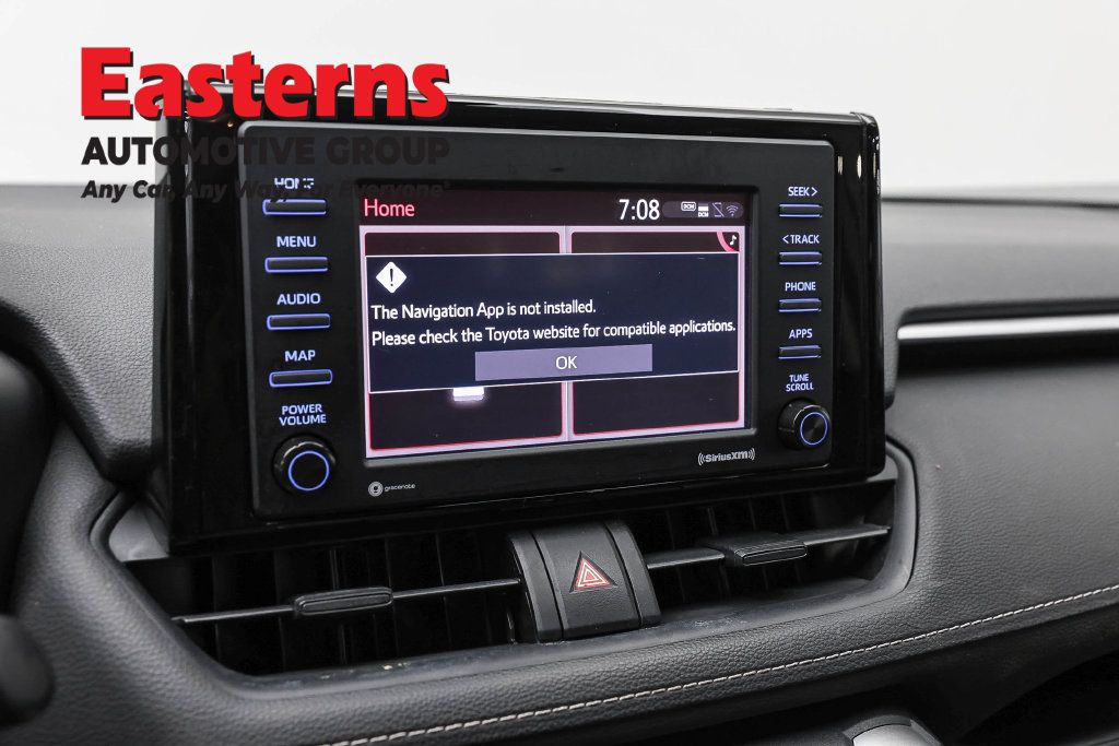 Used 2021 Toyota RAV4 LE w/ Carpet Mat Package (TMS) AWD/4WD image 21