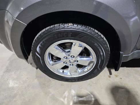 Used 2009 Ford Escape Limited image 21