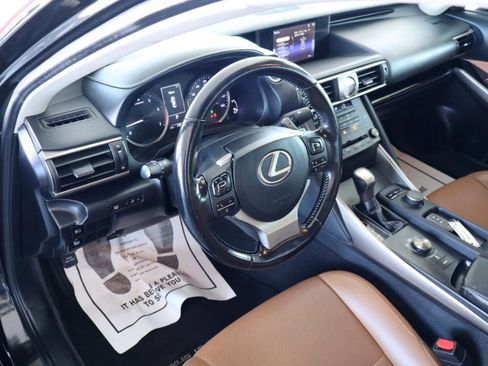Used 2020 Lexus IS 300 w/ Accessory Package 2 image 15