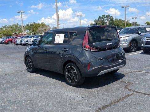 Used 2023 Kia Soul EX FWD image 8