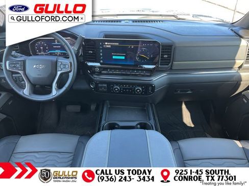 Used 2025 Chevrolet Silverado 2500 ZR2 w/ Technology Package AWD/4WD image 11