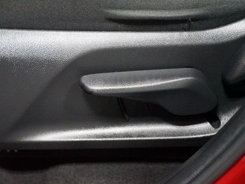 Certified 2024 Toyota RAV4 LE FWD image 31