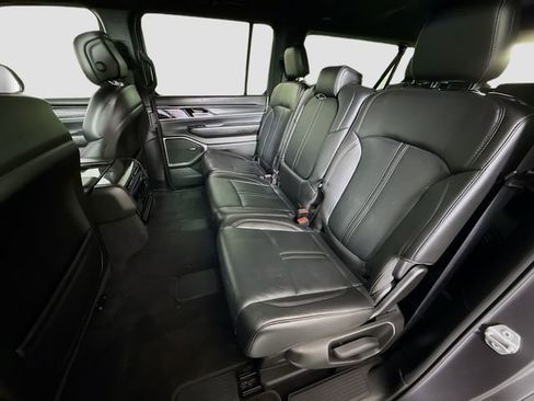 Used 2023 Jeep Wagoneer L 4WD image 24