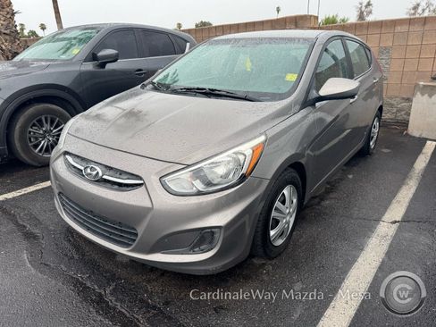 Used 2017 Hyundai Accent SE FWD image 7