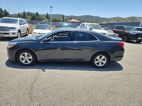 Used 2014 Chevrolet Malibu LS FWD image 2