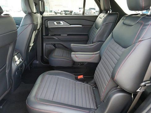 New 2026 Ford Explorer ST-Line AWD/4WD image 15