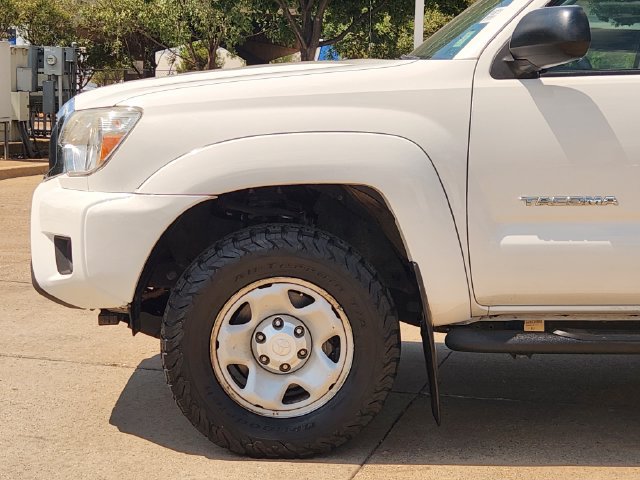 Used 2015 Toyota Tacoma 4x4 Double Cab w/ SR5 Package image 5