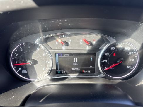 Used 2018 GMC Acadia SLT image 15